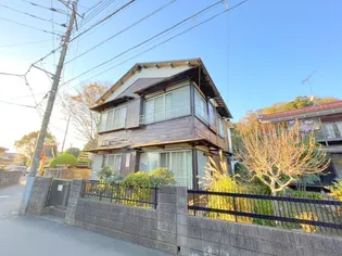 本多荘【2階】の外観