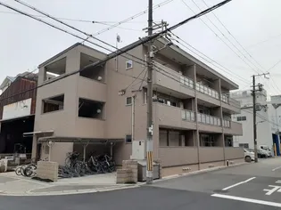 ビレッジ イリスの画像