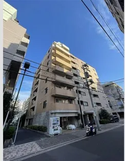 レフィーズ上野【3階】の外観