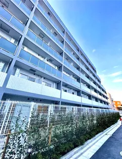 東京都新宿区北新宿2【マンション】の外観
