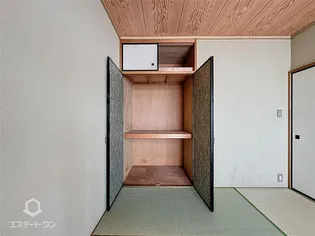 サンハイム榮【1階】の内装