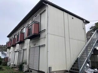 神奈川県鎌倉市岡本1【アパート】の外観