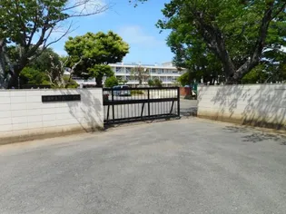 シャルマン ベーア【1階】の周辺