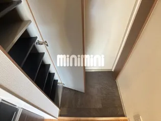 ステージ塩浜【4階】の玄関