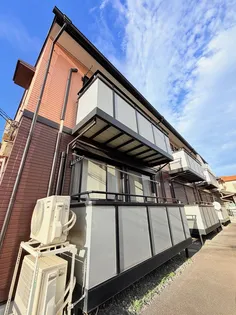 エスタンシア三室【1階】の外観