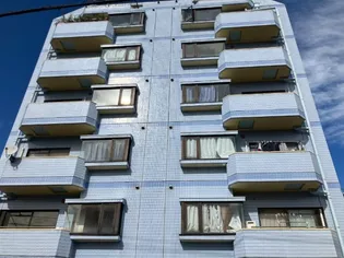 本住町マンション一番館【2階】の外観