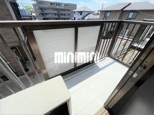 メローハウス【2階】の内装