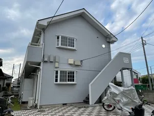 ロイヤルハイム【2階】の外観