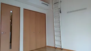 メルベーユ2001【2階】の居間