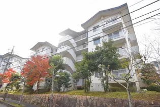 UR奈良青山一丁目【4階】の外観