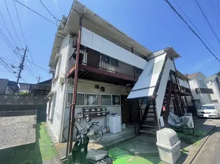 和泉荘【2階】の外観