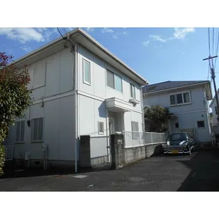 神奈川県藤沢市鵠沼松が岡4【一戸建】の外観