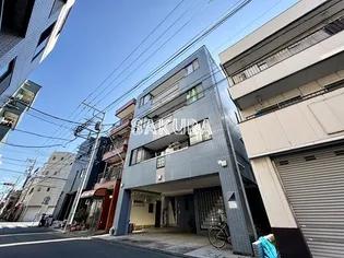 セ メナージュの画像