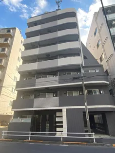 REALIZE新宿【7階】の外観