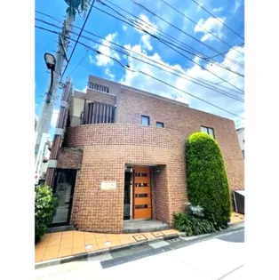 東京都新宿区下落合3【マンション】の外観