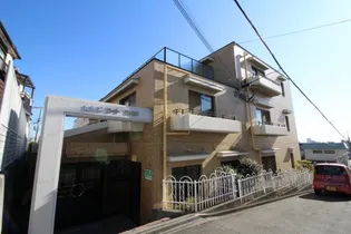 ヒルズコート刀根山【1階】の外観