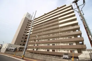 カウル十日市【7階】の外観