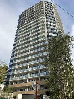 ザ・パークハウス三田ガーデン レジデンス&タワー タワー棟【7階】の外観