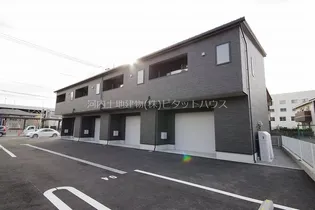 プレミアムガレージ陽東の画像