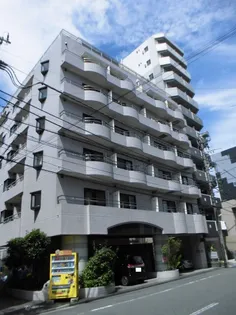 クイーンズアカデミア【2階】の外観