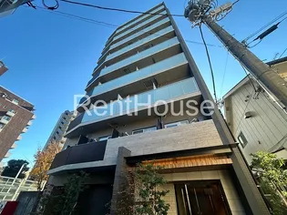 東京都渋谷区初台1【マンション】の外観
