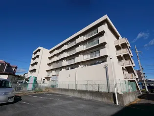 鹿島マンション【5階】の外観