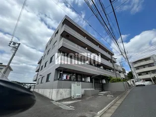 クレボナール三田【3階】の外観