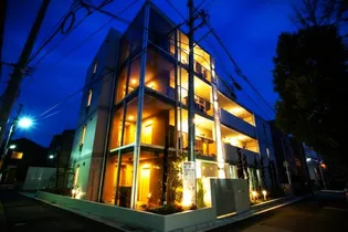 東京都中野区中央5【マンション】の外観