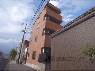 ヴィラ桃山【4階】の外観
