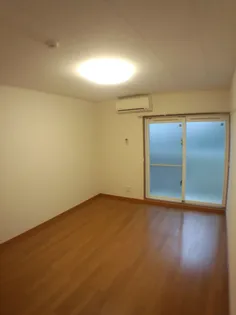 沖縄県うるま市字田場【アパート】の間取り