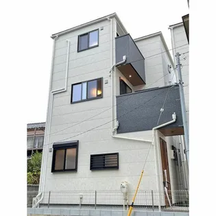 千葉県市川市相之川1【一戸建】の外観