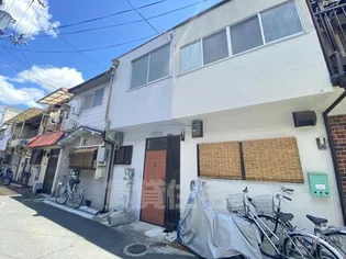 大阪府寝屋川市御幸東町【一戸建】の外観
