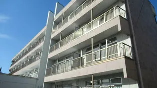 サラダイマンション【3階】の外観