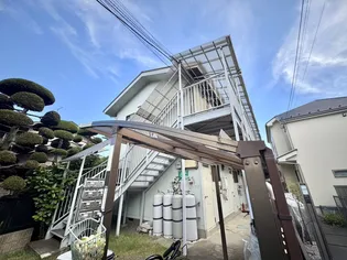 グリ-ンハウス中溝【1階】の外観