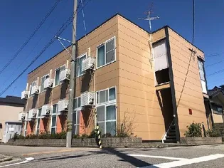 レオパレスチェリオ【1階】の外観