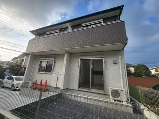 千葉県富里市日吉台4【アパート】の外観