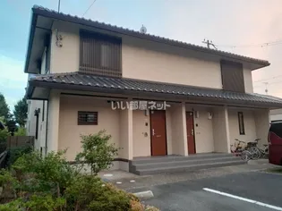 ロイヤル コントラーダの外観