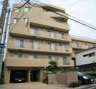 コートエスト【3階】の外観