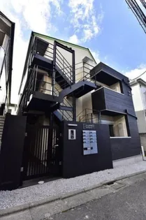 クラーロ三軒茶屋【2階】の外観