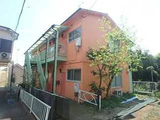 パインクレスト【2階】の外観