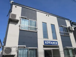 ADVANCE【2階】の外観