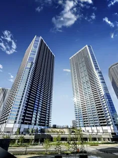 Deux Tours Canal & Spa WEST【39階】の外観