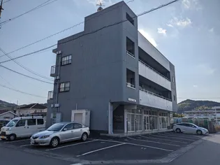 柳井ボンドビル【3階】の外観