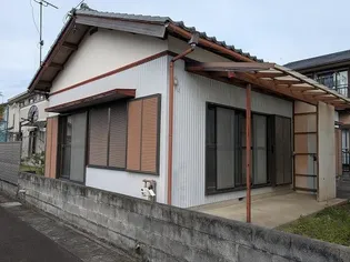 長房アパート【1階】の外観