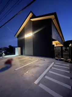 トロワジエム【2階】の外観