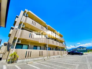 クイーンディオールマンションの画像