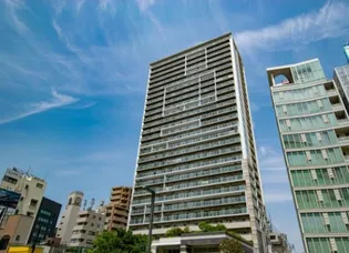 東京都新宿区四谷4【マンション】の外観