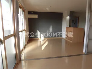 常楽舎ハイツ【2階】の居間