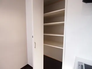 ファブール東力【2階】の内装