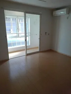 ヴィラージュ VII【1階】の居間